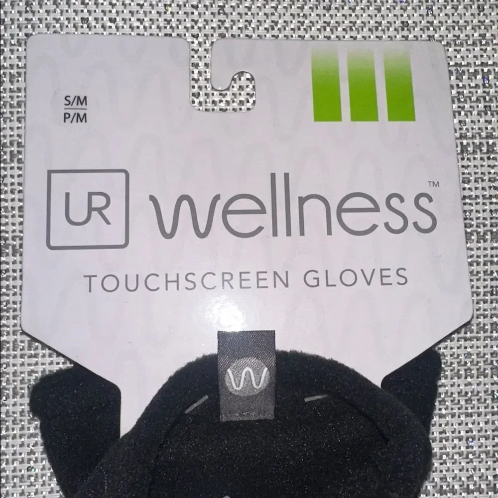 UR Black Fleece Women’s Etip Tech Touchscreen Smartphone Gloves